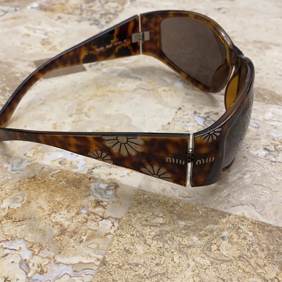 Miu Miu Sunglasses main image 4